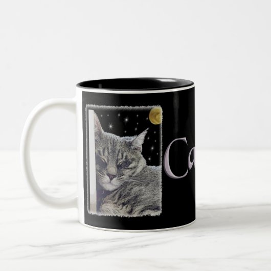 Gray Striped Kitty Art "Catnap" Zweifarbige Tasse (Links)