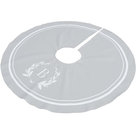 Gray Stripes and Wreath Monogram Tree Skirt Polyester Weihnachtsbaumdecke (Schrägansicht)