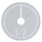 Gray Stripes and Wreath Monogram Tree Skirt Polyester Weihnachtsbaumdecke (Vorderseite)