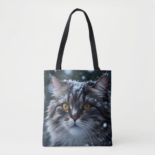 Gray Tabby Cat in Snowstorm Tasche (Vorderseite)