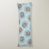 Gray Tabby Cat Portrait Malerei Niedliche Kunst Seitenschläferkissen (Rückseite (Vertikal))