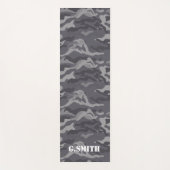 Gray Texture Camouflage. Camouflage Yogamatte (Vorderseite)