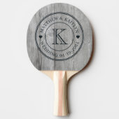 Gray Timber Wedding Monogram Heart Tischtennis Schläger (Rückseite)