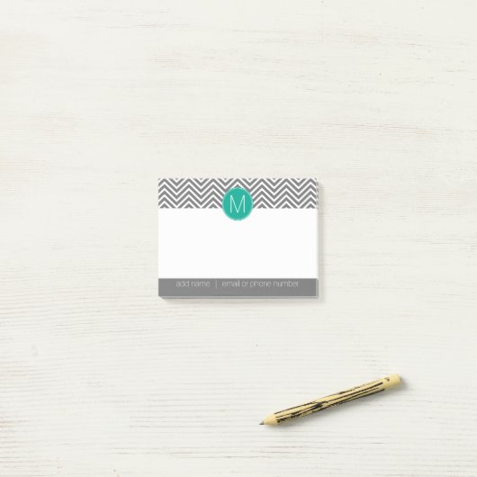 Gray und Emerald Chevrons mit Single Monogram Post-it Klebezettel (Auf Schreibtisch)
