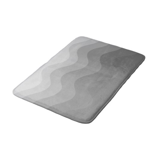 Gray Wavey Stripe Modern Bath Mat Badematte (Schrägansicht)