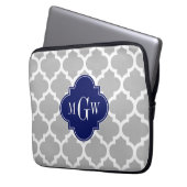 Gray White Marokcan #5 Navy 3 Initial Monogram Laptopschutzhülle (Vorderseite Links)