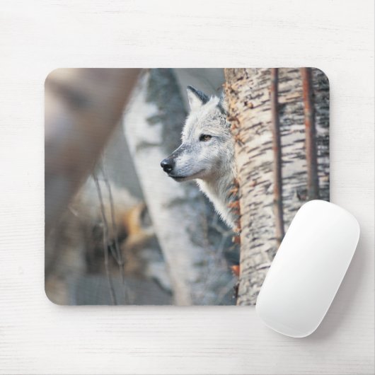 Gray Wolf Behind Tree Mousepad (Mit Mouse)