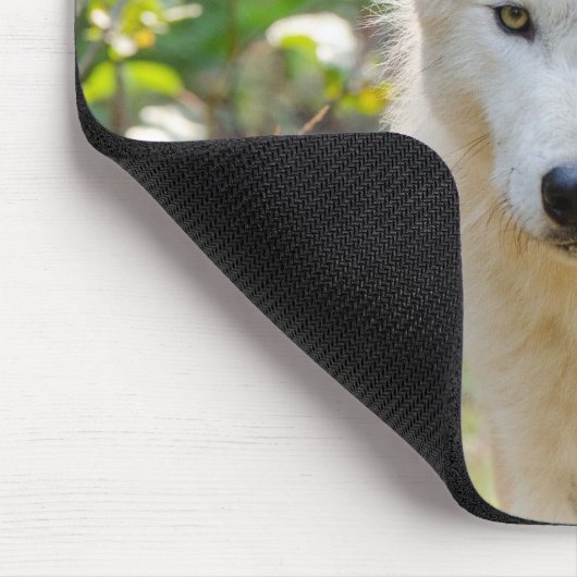 Gray Wolf, Calm Canine Mousepad (Ecke)