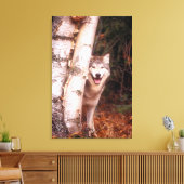 Gray Wolf Hinter einem Baum Leinwanddruck (Insitu (Wohnzimmer))