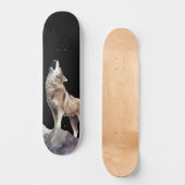Gray Wolf Howling Wide Street Skateboard (Vorderseite)