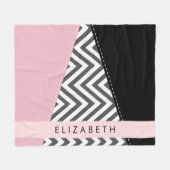 Gray Zigzag, grau Zickzack, rosa, Ihr Name Fleecedecke (Vorderseite (Horizontal))