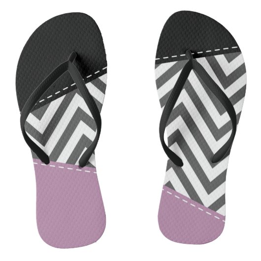 Gray Zigzag, grau Zickzack, Zigzag Muster, Lila Badesandalen (Fußbett)