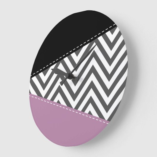 Gray Zigzag, grau Zickzack, Zigzag Muster, Lila Große Wanduhr (Winkel)