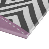 Gray Zigzag, grau Zickzack, Zigzag Muster, Lila Schneidebrett (Ecke)