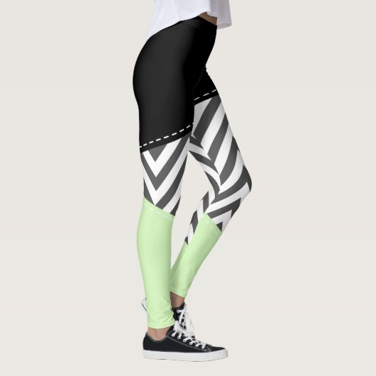 Gray Zigzag, grau Zickzack, Zigzag Muster, Minze Leggings (Rechts)