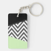 Gray Zigzag, grau Zickzack, Zigzag Muster, Minze Schlüsselanhänger (Rückseite)