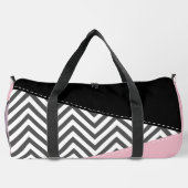 Gray Zigzag, Gray Chevron, Zigzag Pattern, Pink Duffle Bag (Rückseite)