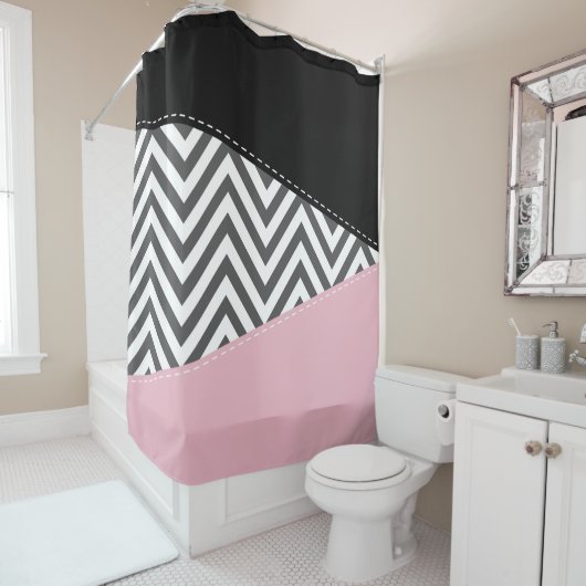 Gray Zigzag, Gray Chevron, Zigzag Pattern, Pink Duschvorhang (Beispiel)
