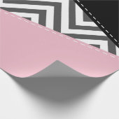 Gray Zigzag, Gray Chevron, Zigzag Pattern, Pink Geschenkpapier (Ecke)