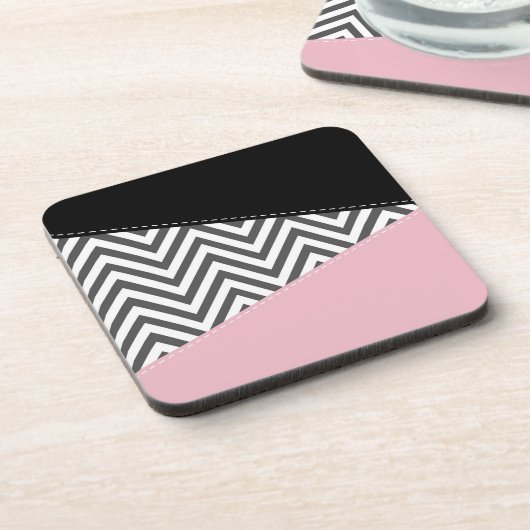 Gray Zigzag, Gray Chevron, Zigzag Pattern, Pink Getränkeuntersetzer (Linke Seite)