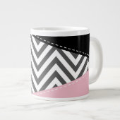 Gray Zigzag, Gray Chevron, Zigzag Pattern, Pink Jumbo-Tasse (Vorderseite Rechts)