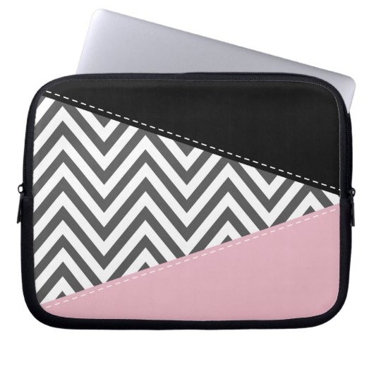 Gray Zigzag, Gray Chevron, Zigzag Pattern, Pink Laptopschutzhülle (Vorderseite)