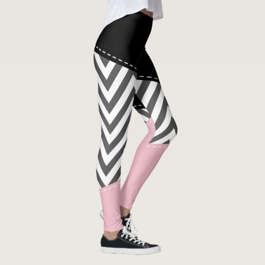 Gray Zigzag, Gray Chevron, Zigzag Pattern, Pink Leggings (Rechts)