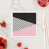 Gray Zigzag, Gray Chevron, Zigzag Pattern, Pink Serviette (Beispiel)