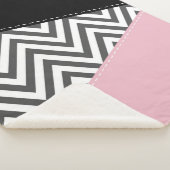 Gray Zigzag, Gray Chevron, Zigzag Pattern, Pink Sherpadecke (3/4)