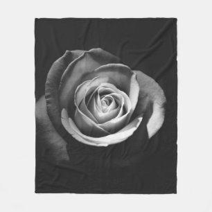 GRAYSCALE FOTO DER ROSE FLEECEDECKE