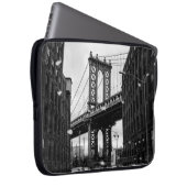 GRAYSCALE FOTOGRAFIE DER BROOKLYN-BRÜCKE LAPTOPSCHUTZHÜLLE (Vorne Rechts)