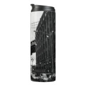 GRAYSCALE FOTOGRAFIE DER BROOKLYN-BRÜCKE THERMOSBECHER (Nach rechts gedreht)