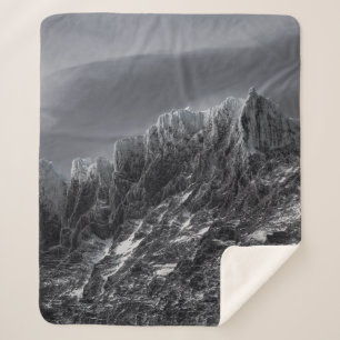 GRAYSCALE FOTOGRAFIE DES BERGES SHERPADECKE