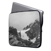GRAYSCALE FOTOGRAFIE DES SCHNEEBERGES LAPTOPSCHUTZHÜLLE (Vorderseite Links)