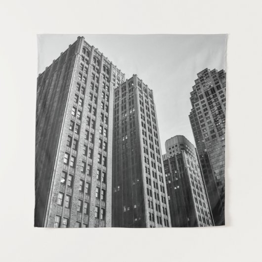 GRAYSCALE-FOTOGRAFIE MIT NIEDRIGEM WINKEL WANDTEPPICH (Vorderseite)