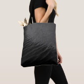 GRAYSCALE FOTOGRAFIE VON SAND TASCHE (Von Nahem)