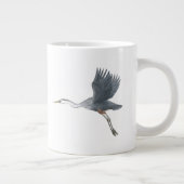 Great Blue Heron in Flight Jumbo-Tasse (Rechts)