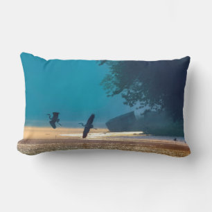 Great Blue Herons Take Flight -Teal Lendenkissen