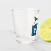 Great Dane Dog Silhouette & Paw Y&B Grid Schnapsglas (Links)