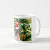 Great Dane w Christmas Tree Geschenkboxen Weihnach Kaffeetasse (VorderseiteRechts)