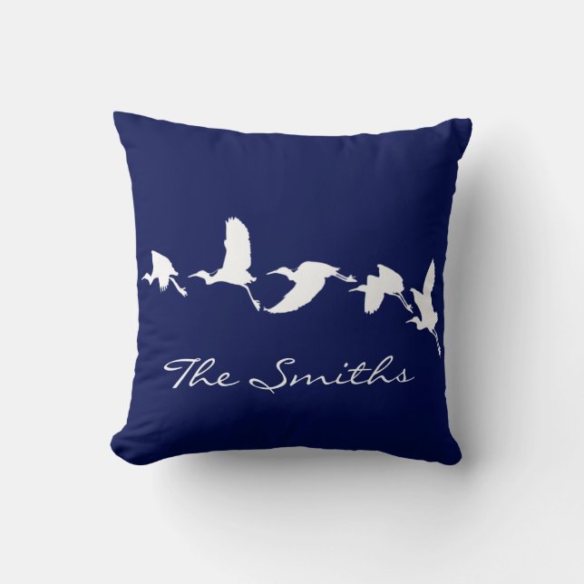 Great Egrets in Flight (Choose background color) Kissen (Vorderseite)