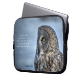 Great Gray Owl Raptor Wildlife Foto und Gedicht Laptopschutzhülle (Vorderseite Links)