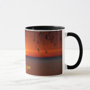 Great Lakes Sonnenuntergang von Bobby Mikul Kerami Tasse