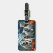 Great Pyrenäen Halloween Spooky Gepäckanhänger (Vorderseite vertikal)