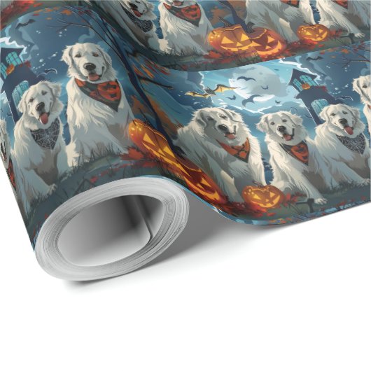 Great Pyrenäen Halloween Spooky Geschenkpapier (Rolleneckpunkt)