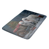 Great Pyrenäen Snowy Sleigh Weihnachtsdekor Badematte (Schrägansicht)