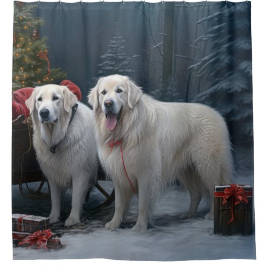 Great Pyrenäen Snowy Sleigh Weihnachtsdekor Duschvorhang (Vorderseite)