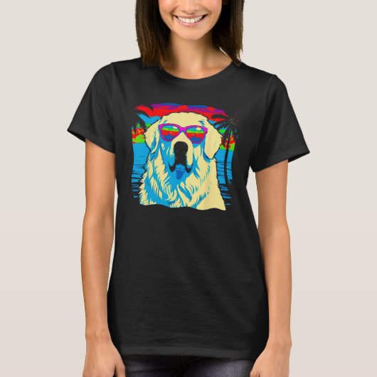 Great Pyrenees Dog Beach T-Shirt (Vorderseite)