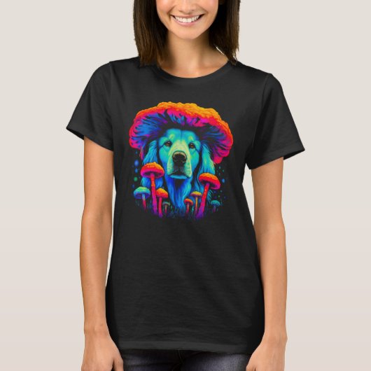 Great Pyrenees Dog Mushroom T-Shirt (Vorderseite)