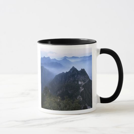 Great Wall in frühen Morgennebel, China Tasse (Rechts)